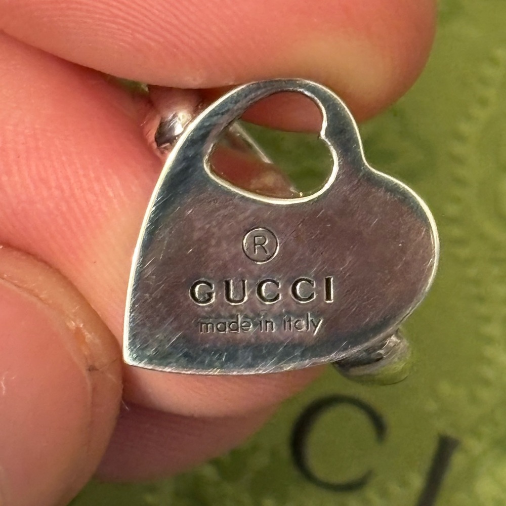 Gucci Heart Ring - Picture 4 of 6